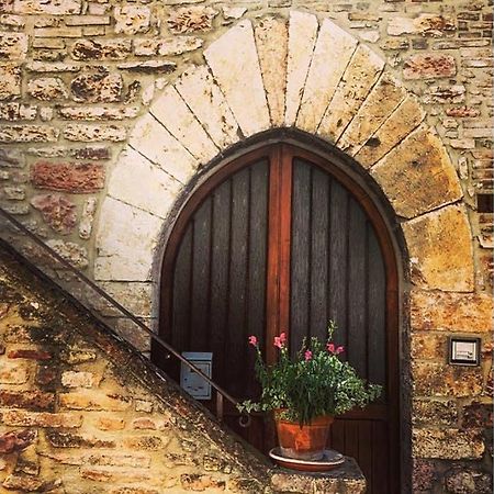 Assisi Anfiteatro Romano Εξωτερικό φωτογραφία